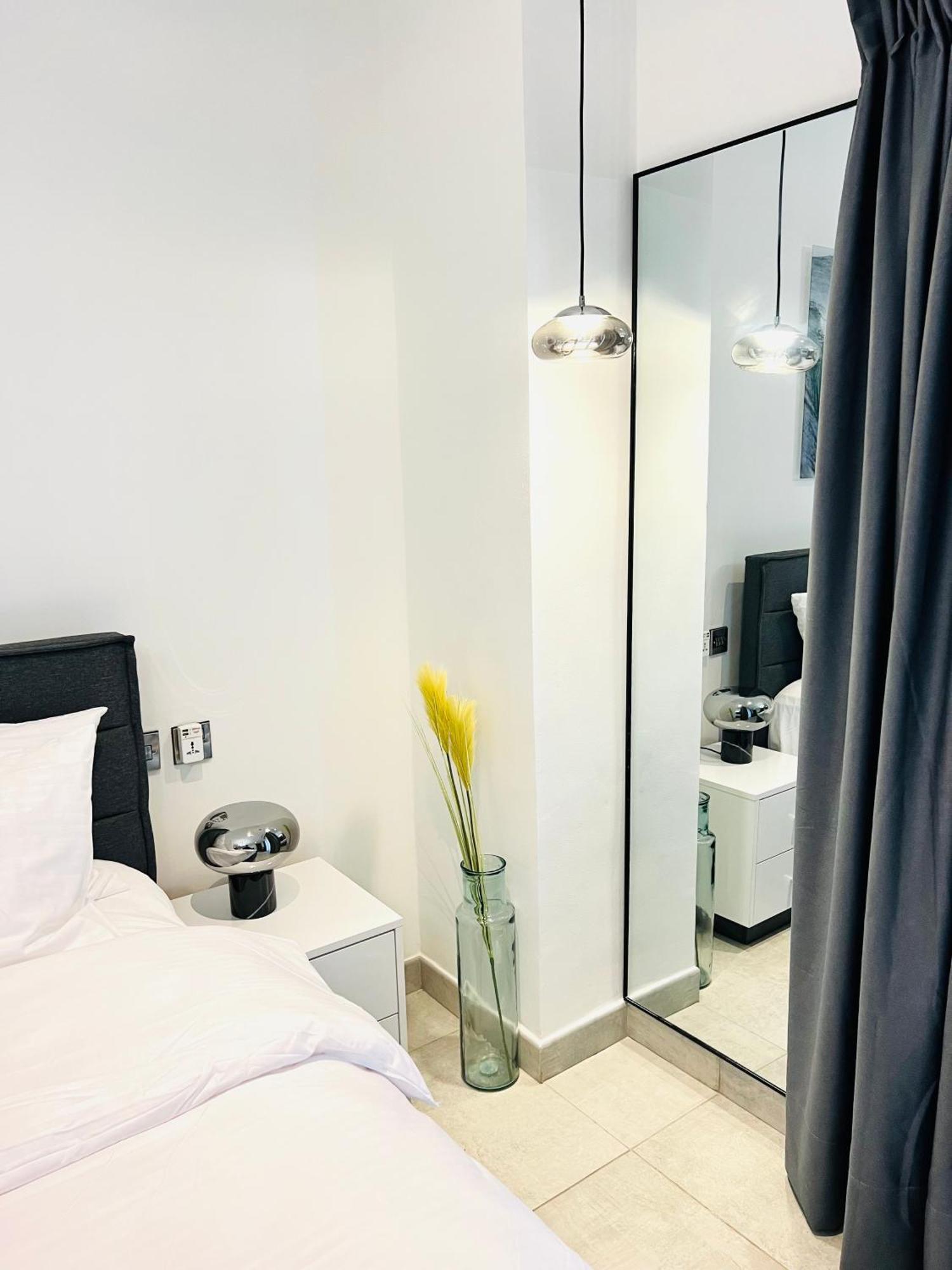 The Signature Apartments, Accra Ghana Exterior photo